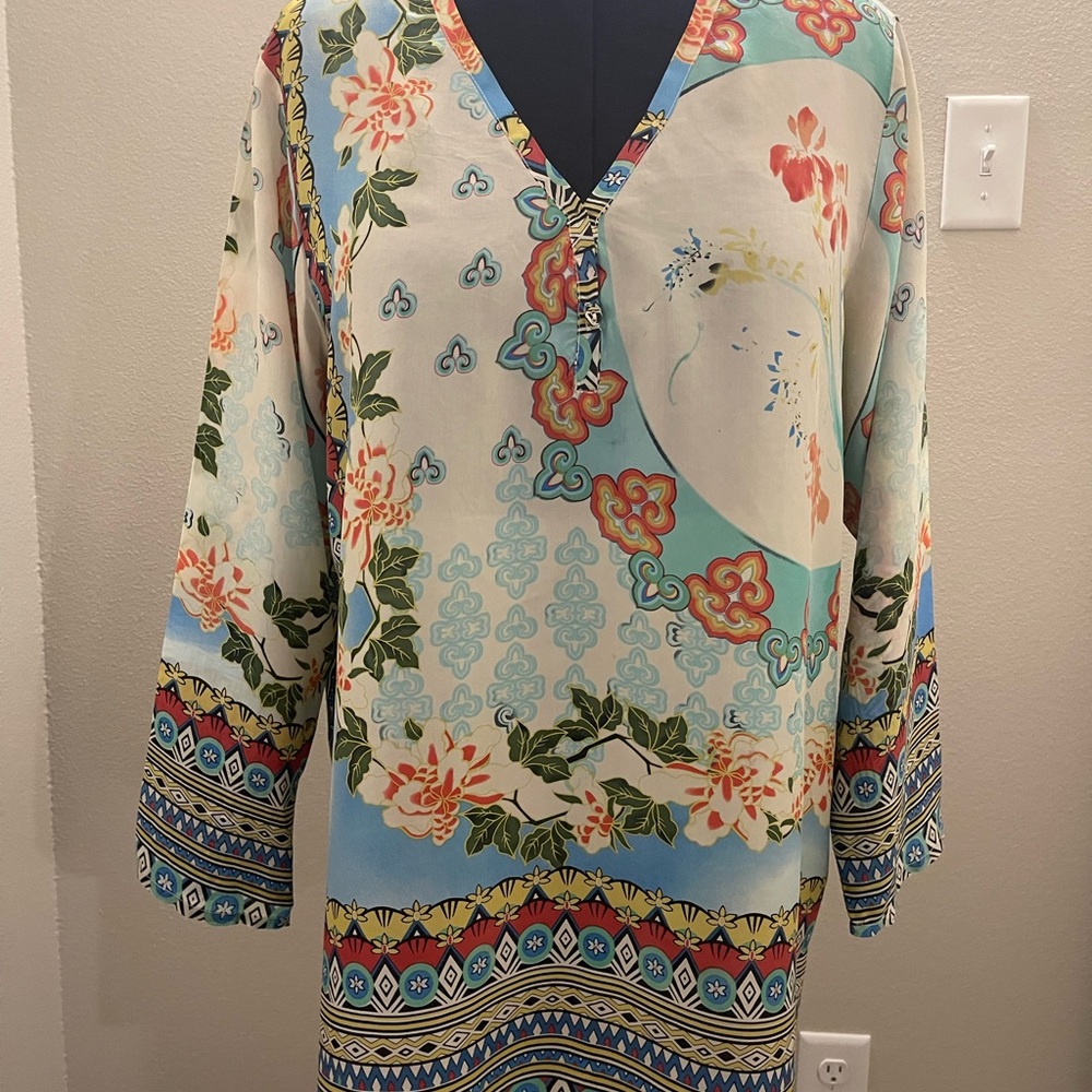 Johnny Was Silk blouse, 100% Silk. Great for work, fun, travel.